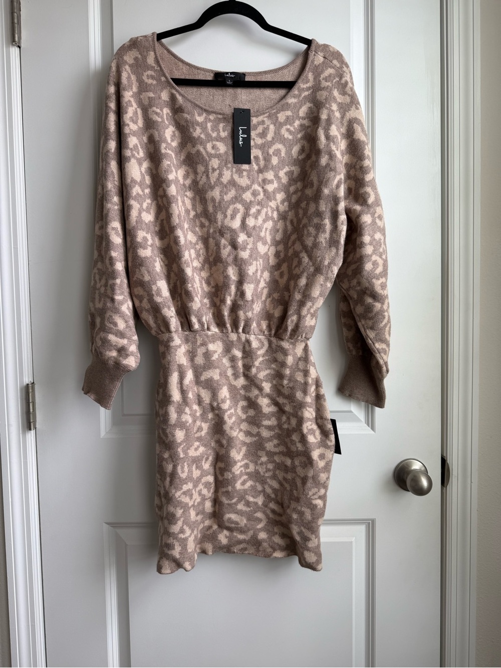 Lulu's NWT Wild For the Season Taupe Leopard Print Mini Sweater Dress Sz L